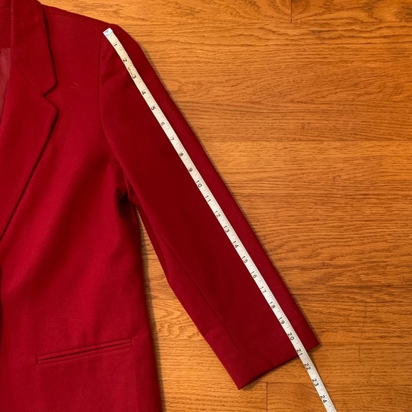 Sag Harbor Classic 100% Wool Red Blazer - Picture 5 of 10